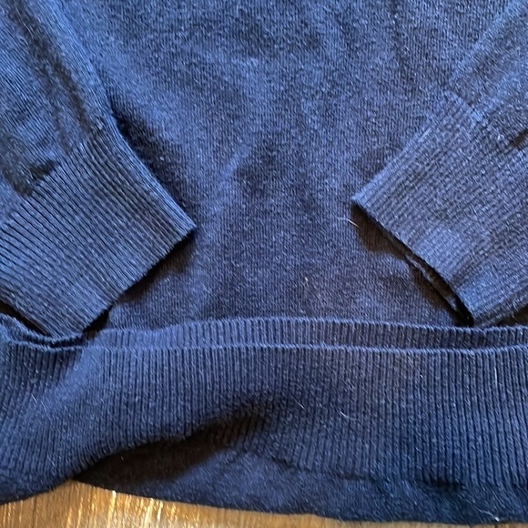 Old Navy Crew Neck Knit Sweater - Picture 4 of 5